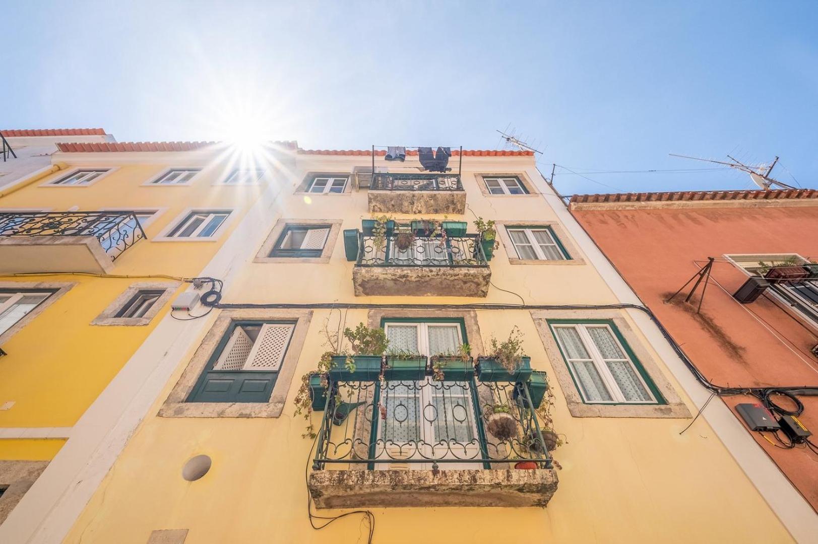 Guestready - Colorful Marreiros Heart * Lisboa